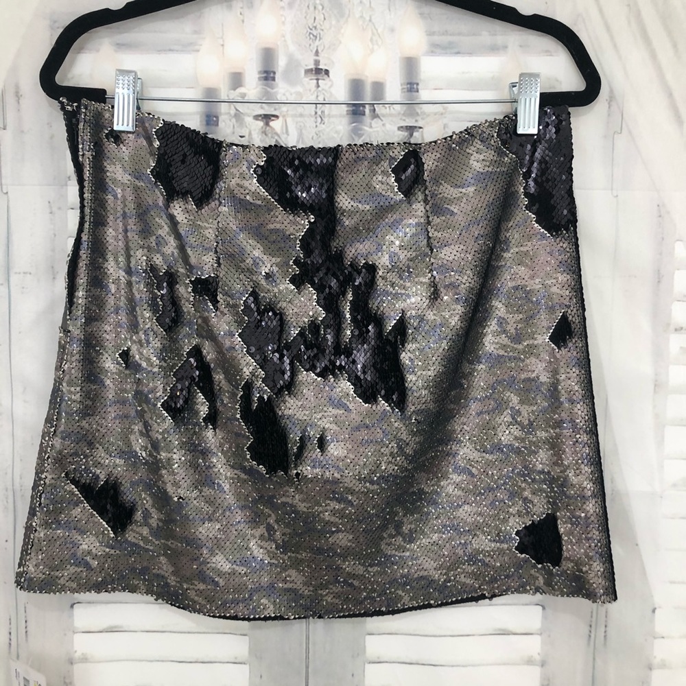 Free People Camo Skinny Sequin Mini Skirt Green Festive Cocktail Party NWT - Picture 9 of 11